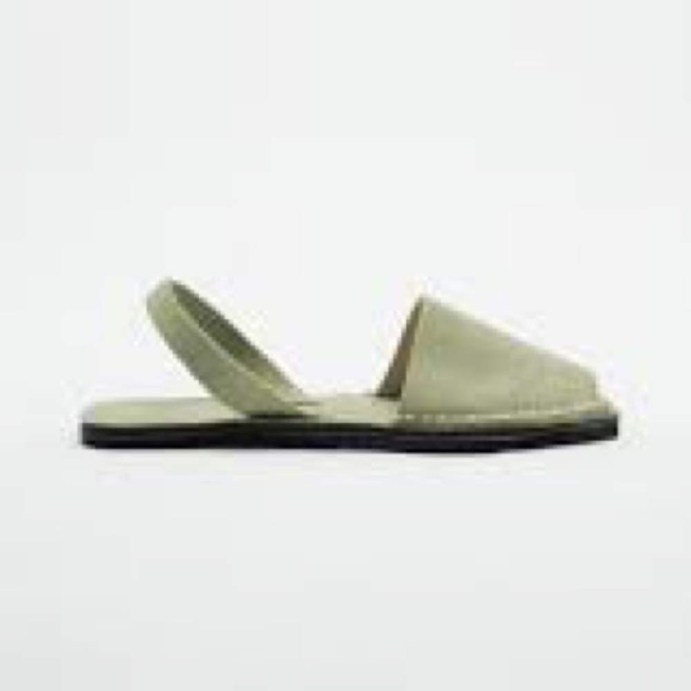 Zara RIA collaboration artisan leather sandals, neutral sage green - Picture 9 of 10